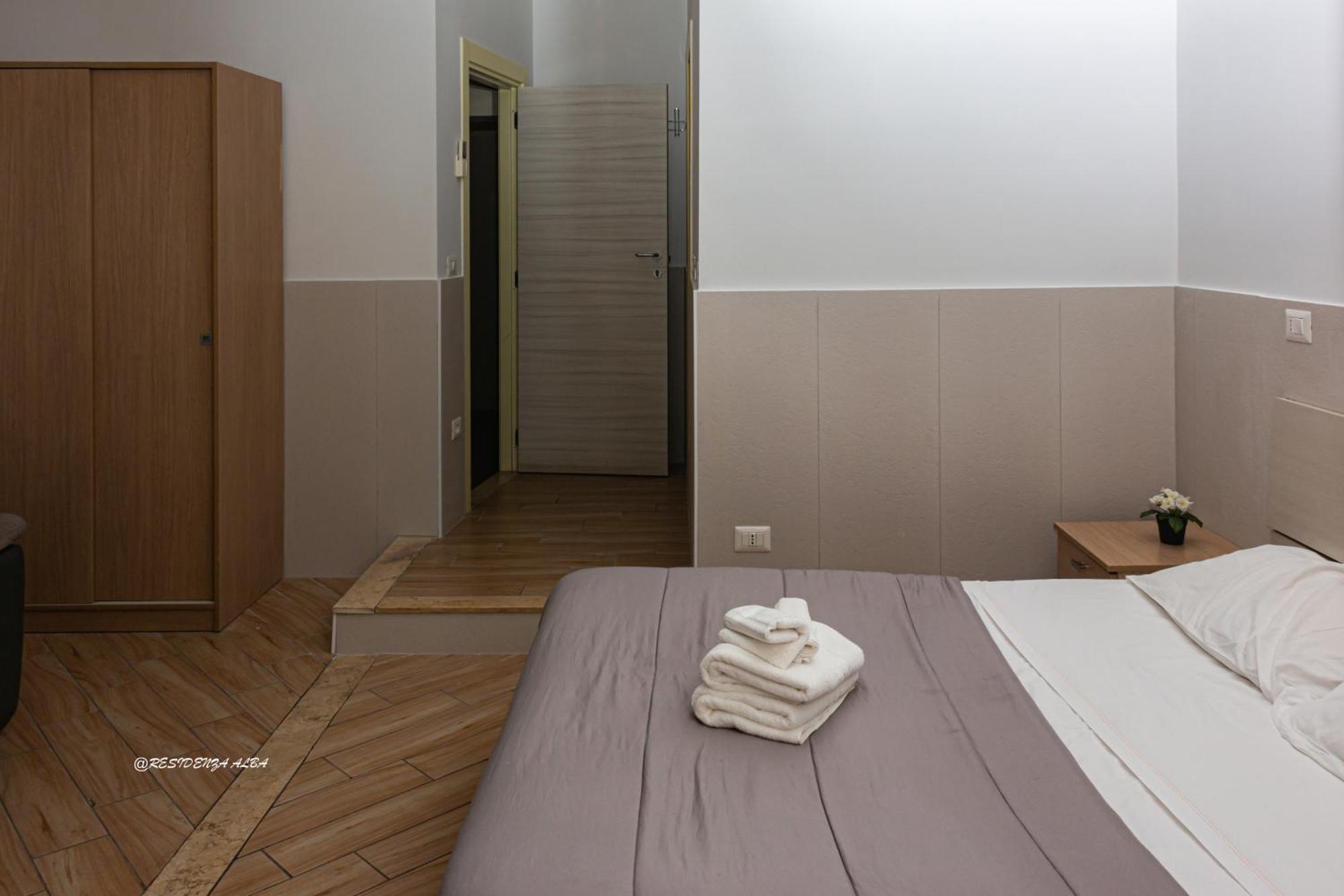 B&B Residenza Alba Napoli Bagian luar foto