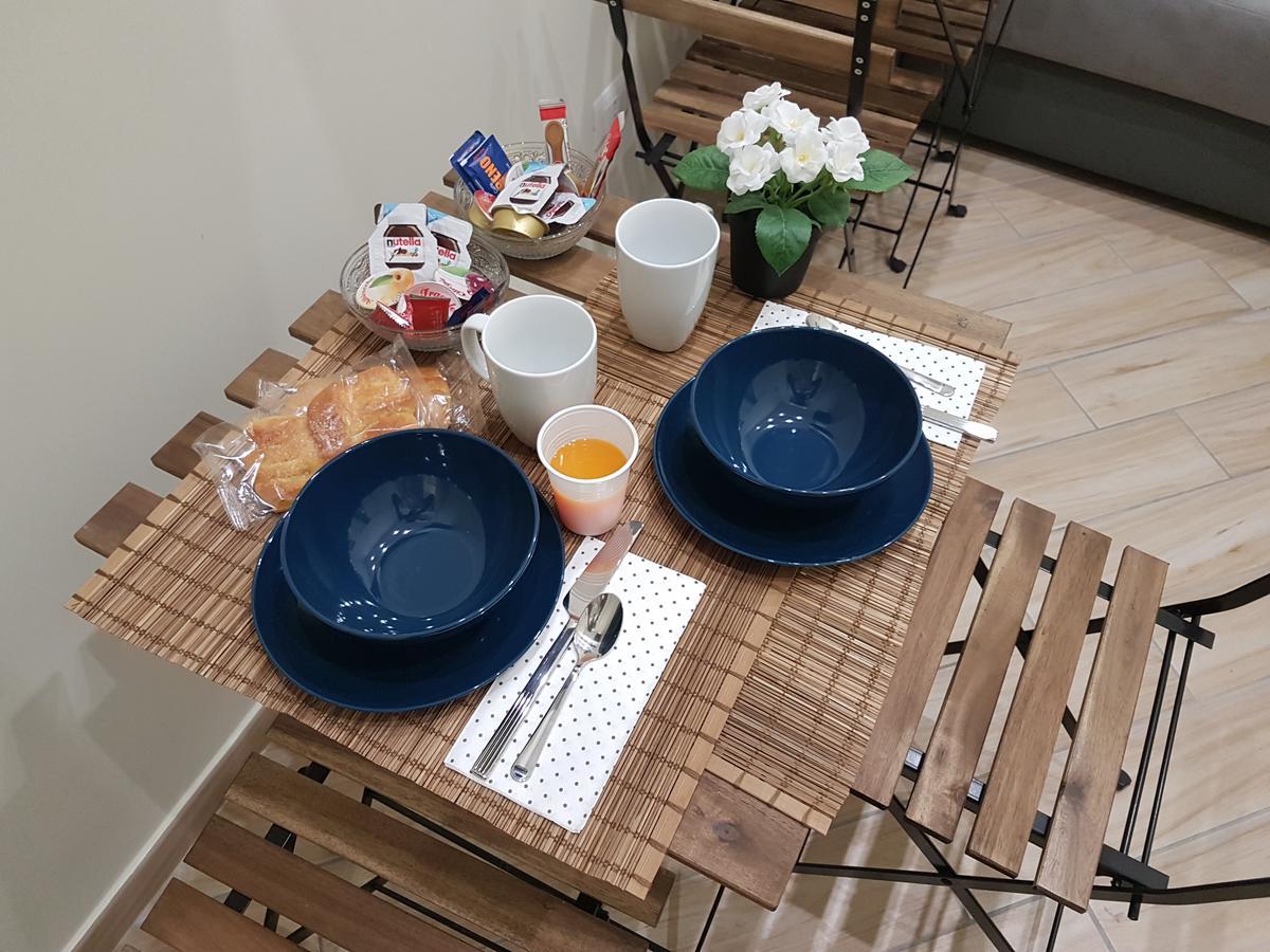 B&B Residenza Alba Napoli Bagian luar foto