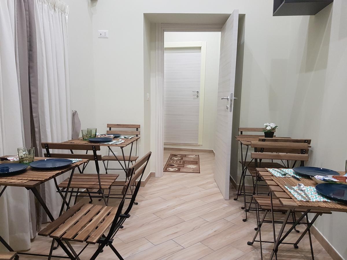 B&B Residenza Alba Napoli Bagian luar foto